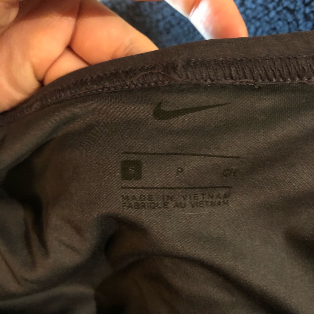 ❌SOLD❌Nike Women's Training Sherpa Wrap Fleece - Picture 4 of 5